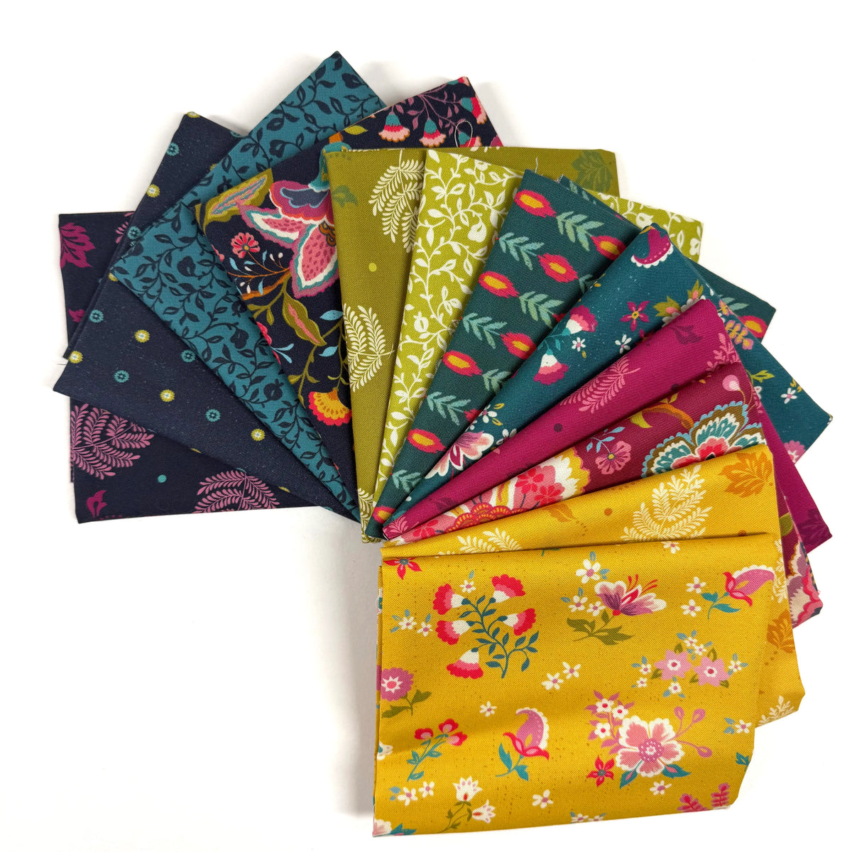 Precut quilting fabric bundle